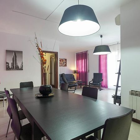 Apartment Sagrada Familia برشلونة الغرفة الصورة