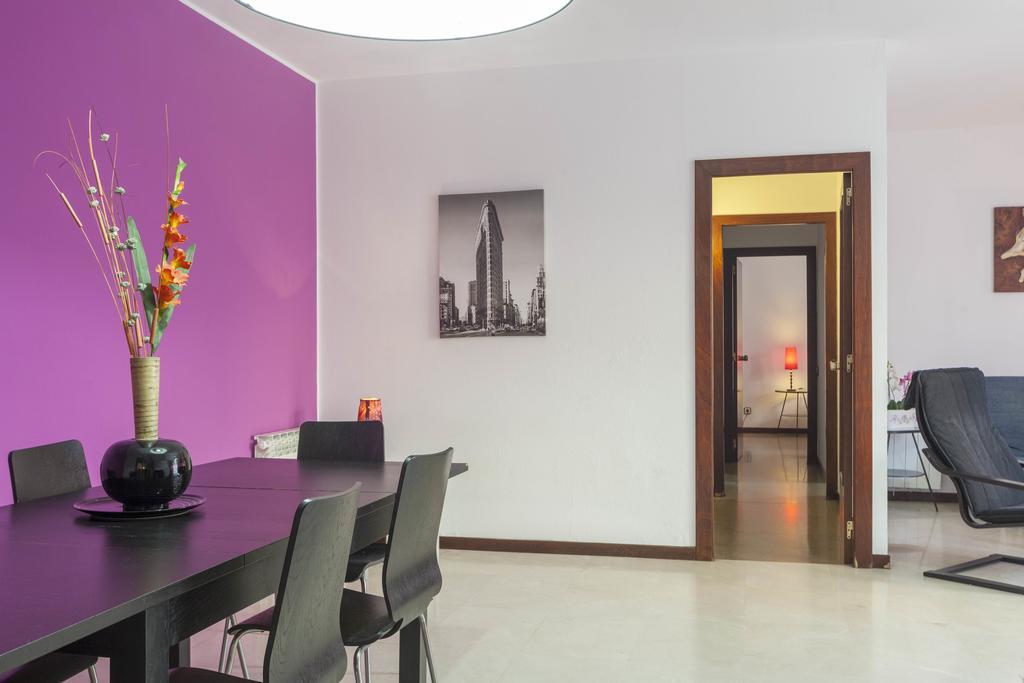 Apartment Sagrada Familia برشلونة الغرفة الصورة